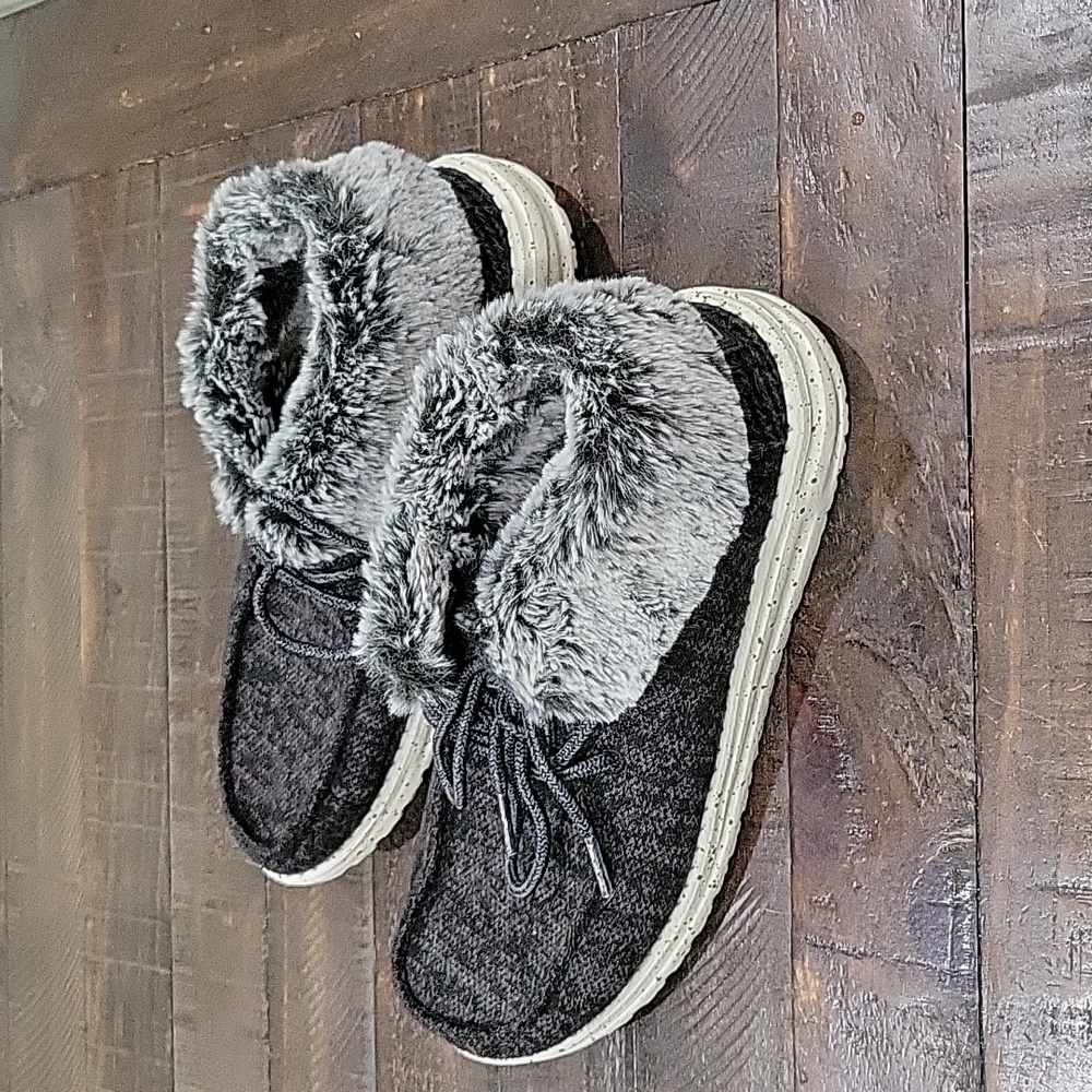 Womens hey dude sz 8